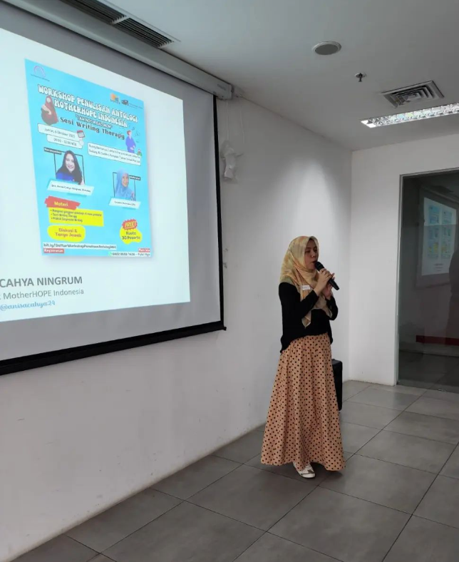 Workshop Penulisan Antologi Motherhope Indonesia "I Am Not A Bad Mom"